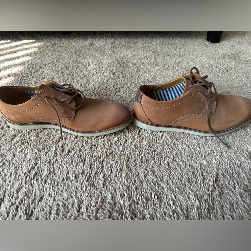 Clarks Tan and Brown Leather Oxfords